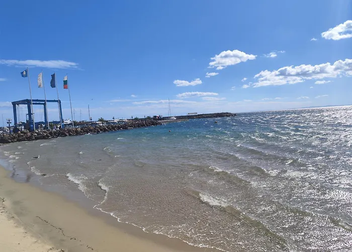 Complex Compass Lägenhet