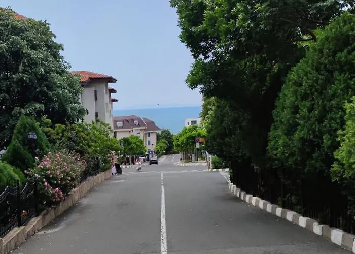 Complex Compass Lägenhet *