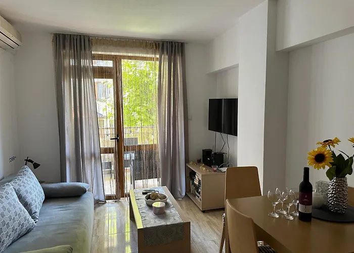 Complex Compass Lägenhet